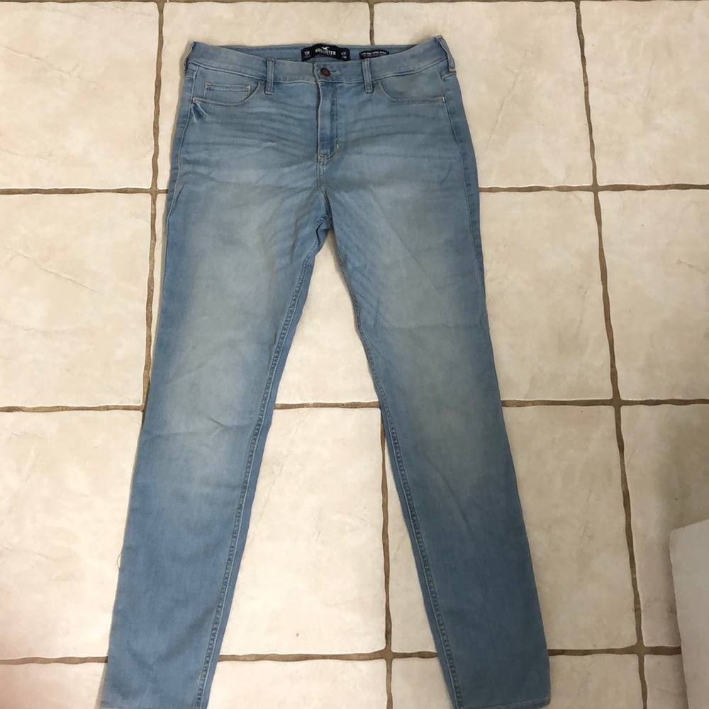 New! Hollister high rise skinny jeans
